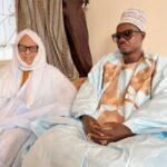 Le Porte-parole du Khalifat Mouride, Cheikh Mouhamed El Bachir Mbacké, en visite hier avec sa délégation chez l'éminent érudit Cheikh Abah Ould Abdallah à Nebaghiya.